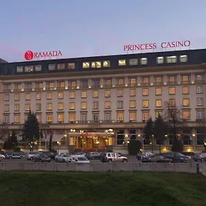 Hotel Ramada By Wyndham Trimontium